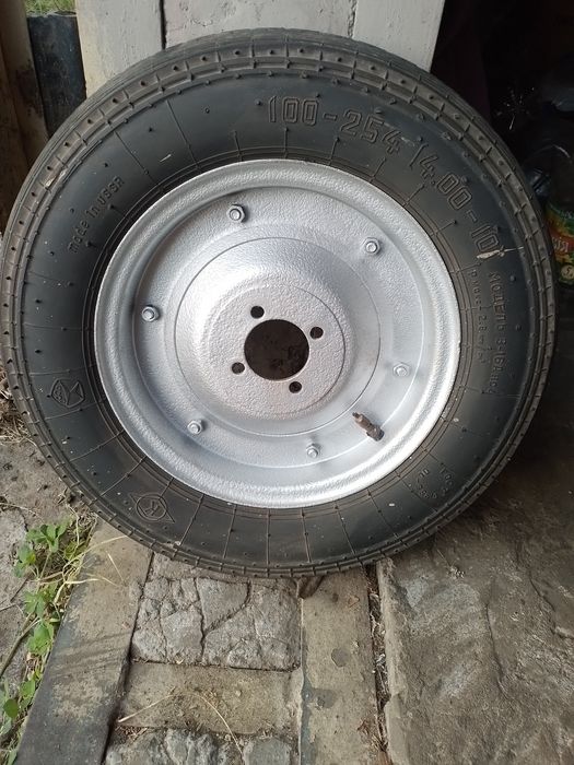Продам колесо на Вятку