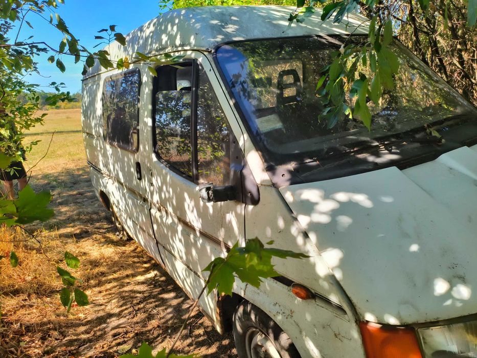 автомобіль Ford Transit