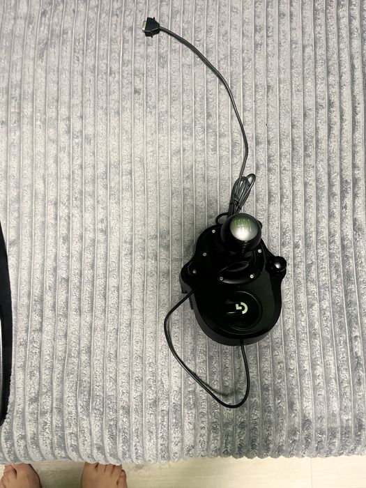 Kierownica logitech g29 plus shifter i boczny panel sterowania plus  stojak