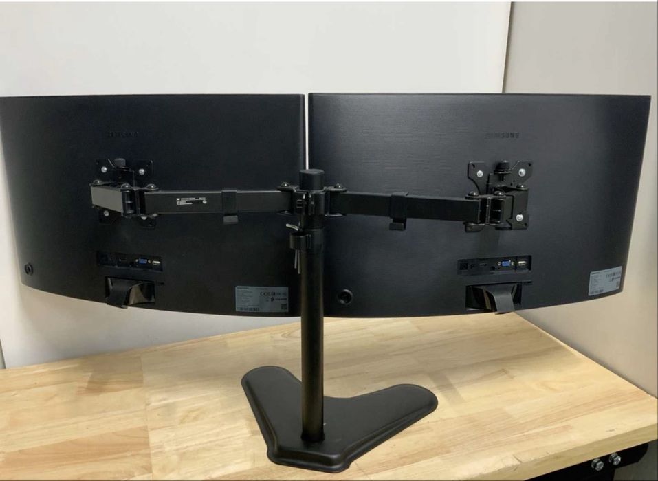 Monitor Curvo Samsung 27” com suporte