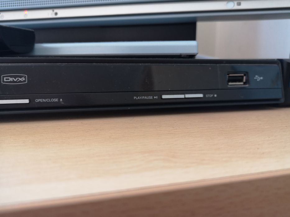 Philips DVP3260 com USB