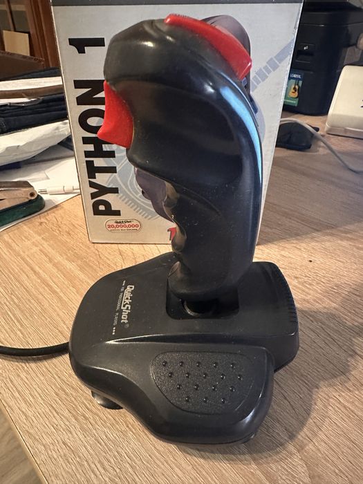 Python 1 joystic Atari Comodore
