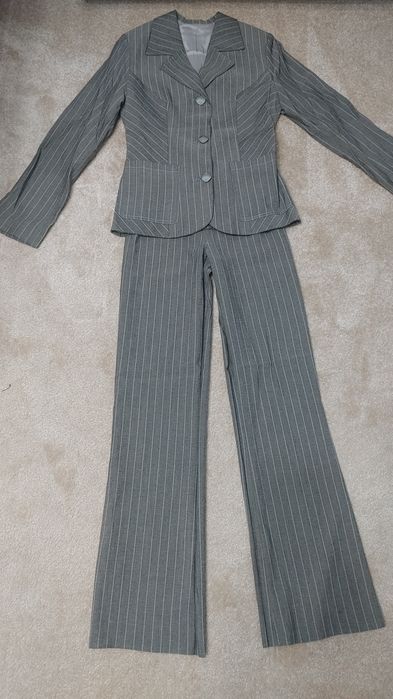 Брючний костюм "трійка"