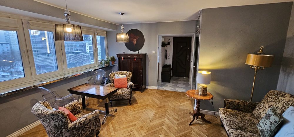 Kawalerka same centrum 27,6 m² + balkon | Metro M1 i M2