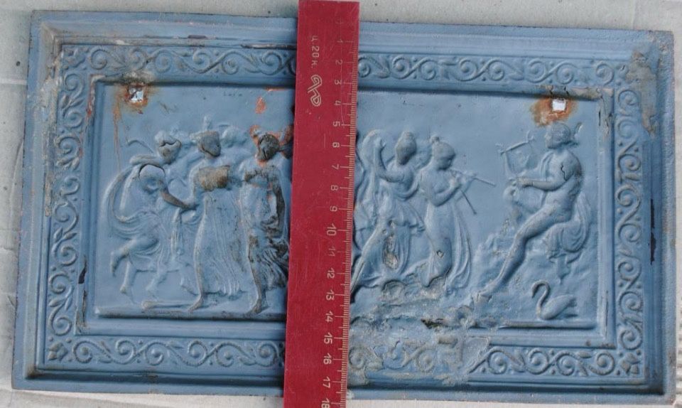 Антикварная медная плакетка