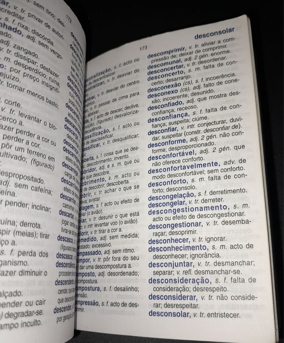 Dicionário Básico Língua Portuguesa