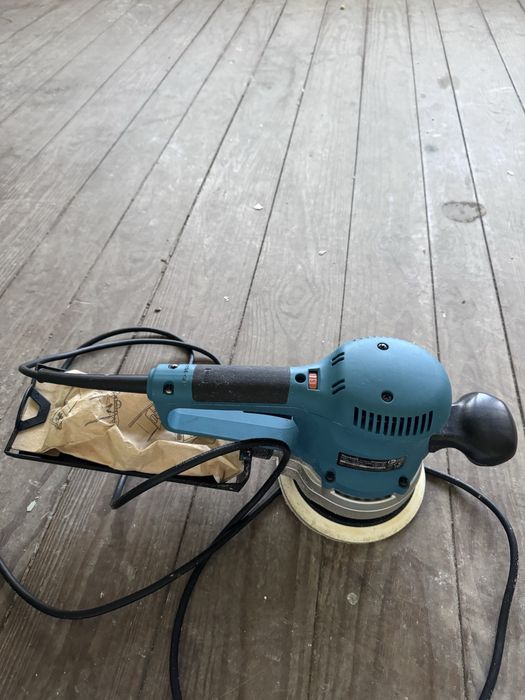 Lixadora makita