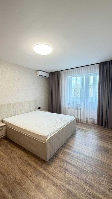 Оренда нової трикімнатної квартири 70 м., просп. М.Бажана,28В. Метро Харківська,Позняки