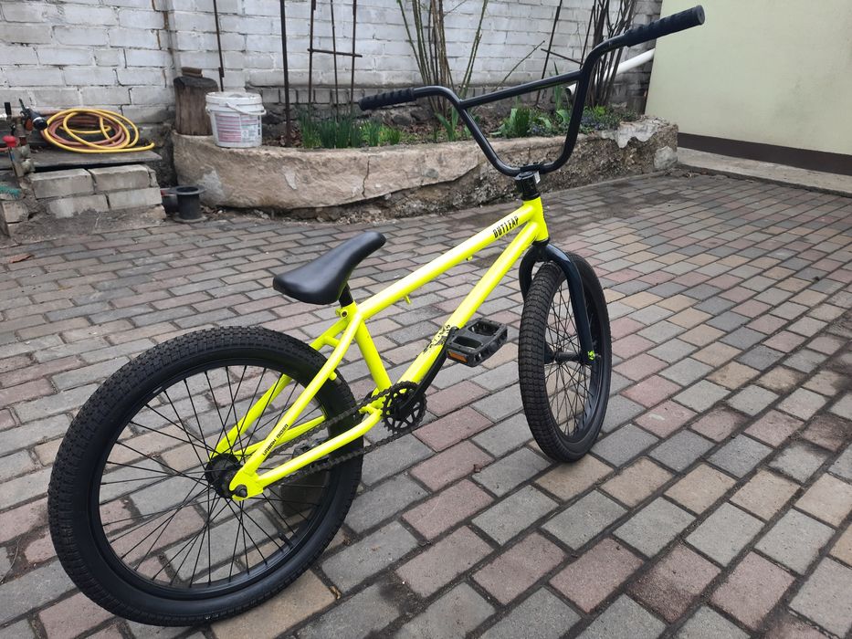 Велосипед трюковий BMX