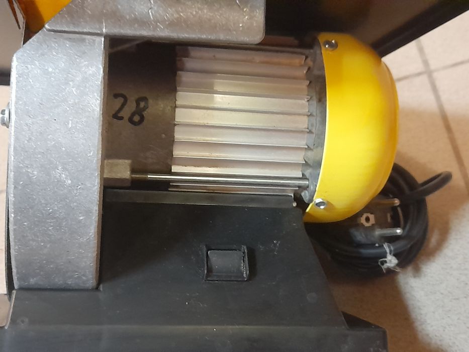 Міні циркулярка *500wt-Germany*