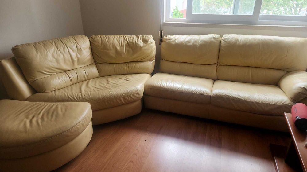 Sofa pele creme usado