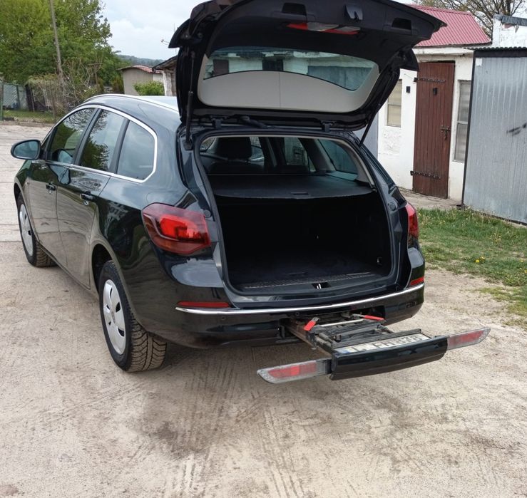 Opel Astra J 2015r