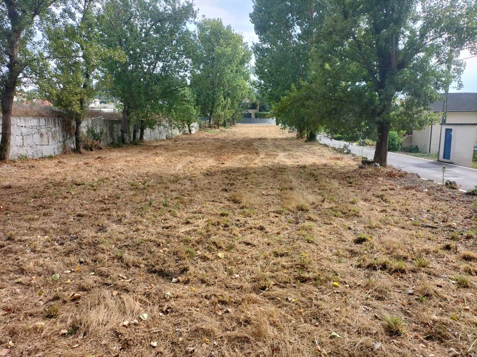Vender terreno para construçao