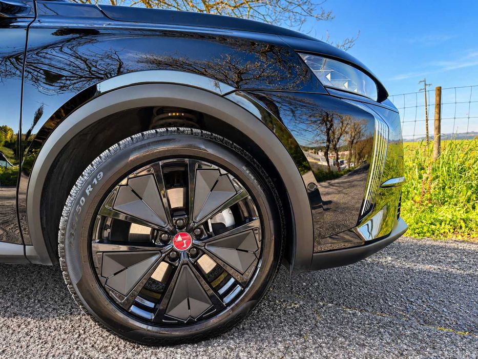 DS7 Crossback E-Tense Performance Line