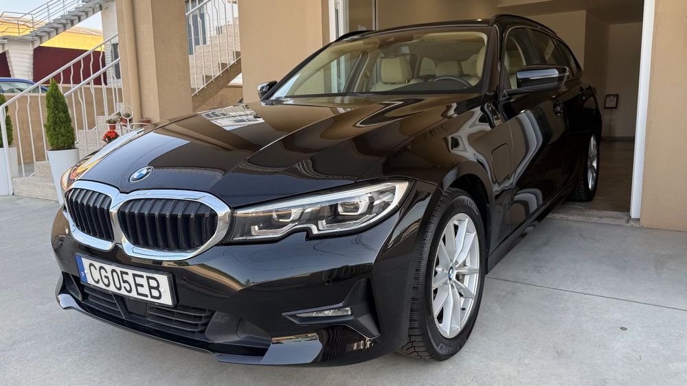 BMW 330 e Line Luxury Auto