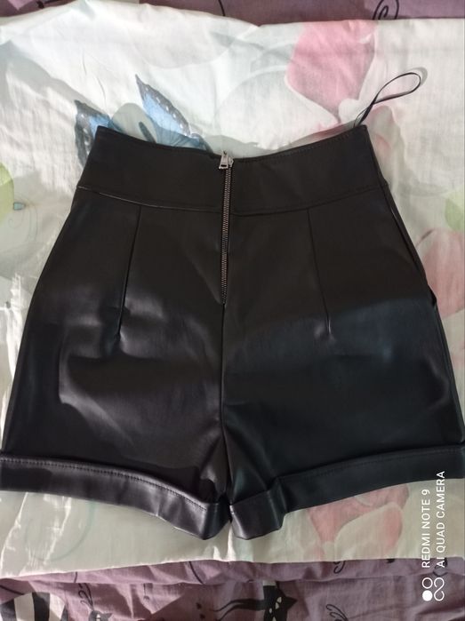 Продам шорти єко кожа