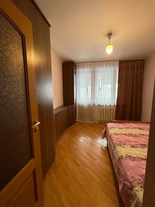 оренда 3 кімнатної квартири в районі центрального ринку