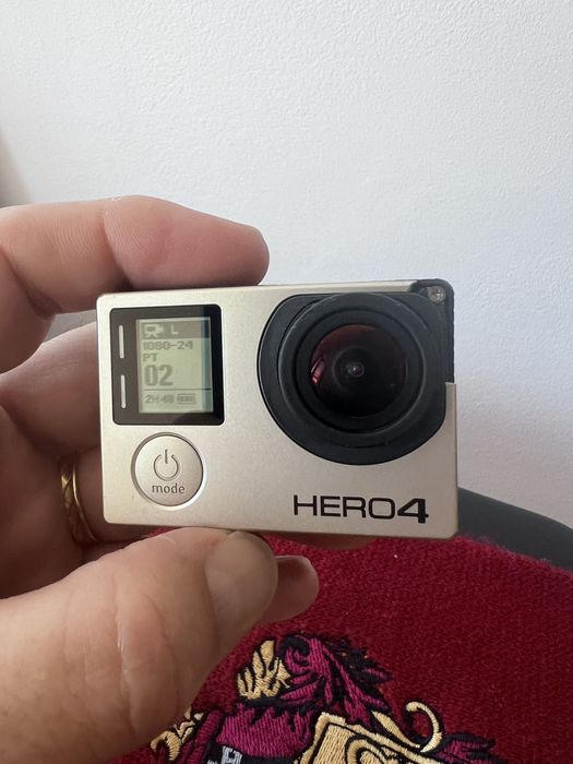 GoPro Hero4, só a câmera, funcionameneto 100%, alguns danos na carcaça64283890680579121
