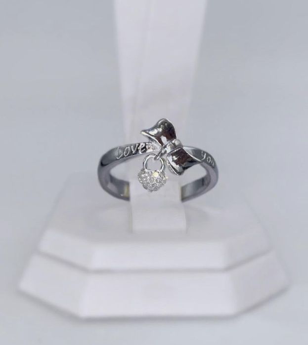 Кольцо с бриллиантами серебро 925 натуральные бриллианты