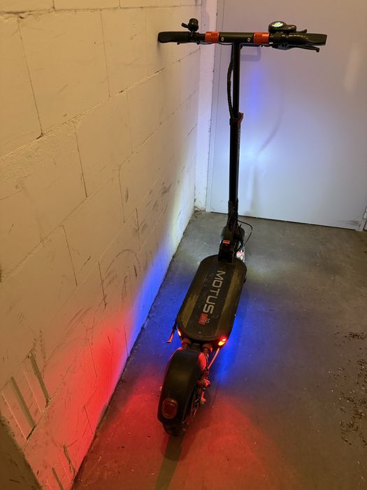 Hulajnoga Motus Pro 10 2021