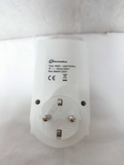 2 digital timers64550447073409122