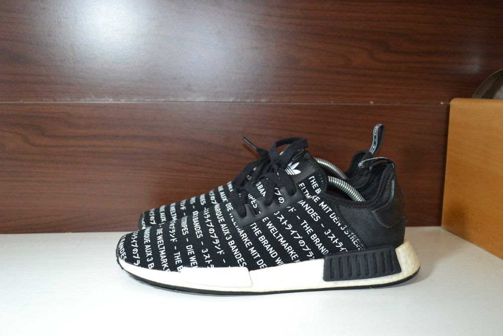 adidas nmd r1 blackout boost 46р кроссовки оригинал