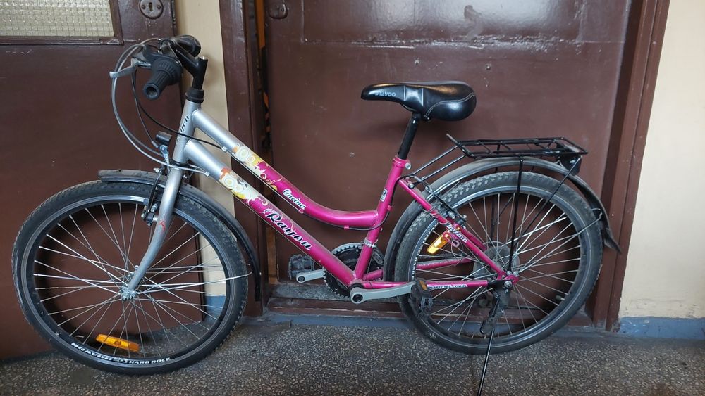 Rower dziewczęcy + kask gratis