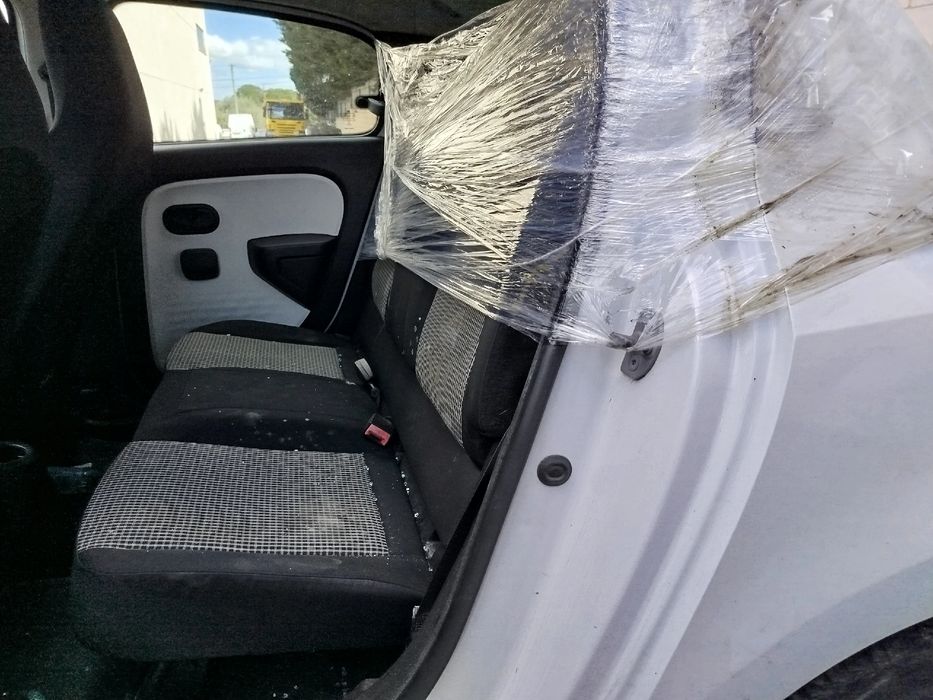 Conjunto de bancos RENAULT Twingo III (BCM_)