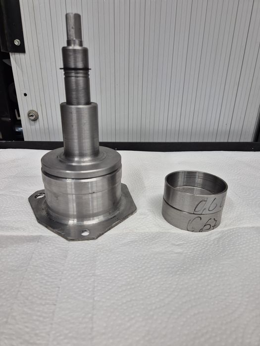 Frez rozwiertak gniazda półosi skrzni biegów Audi /VW/Tulejki 3 szt