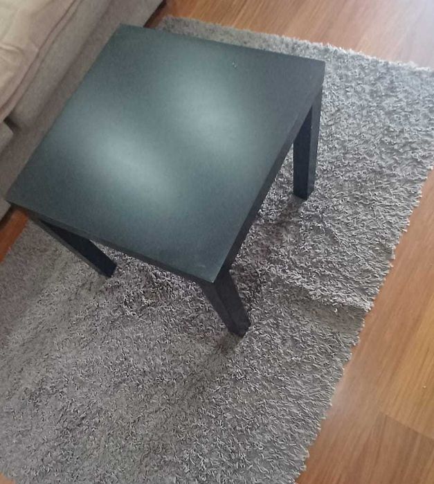 vendo sala completa (Sofa-cama + Mesa de Apoio + Mesa TV + Tapete + Mesa de jantar = 230€)