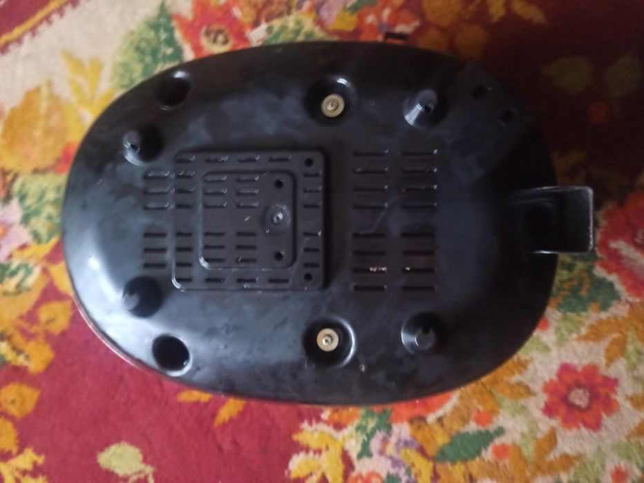 Продам мультиварку Redmond rmc m90