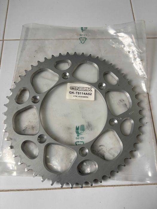 Cremalheira Alumínio GNERIK 50 dentes nova KTM Husqvarna Gas-Gas