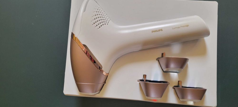 Philips Lumea IPL 9900