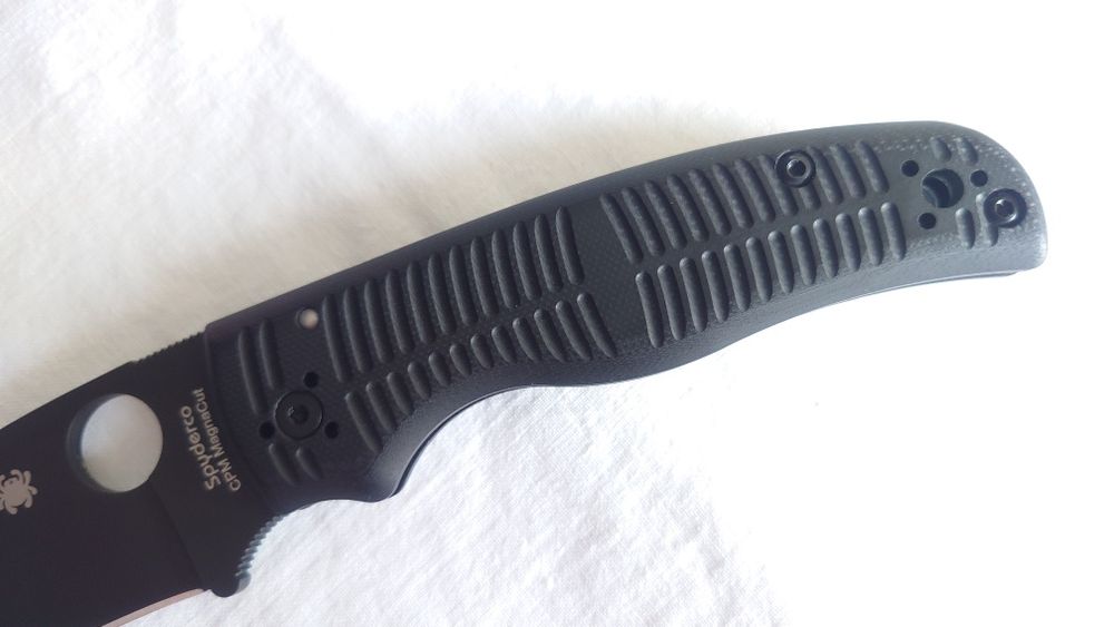 Spyderco Shaman MagnaCut G10