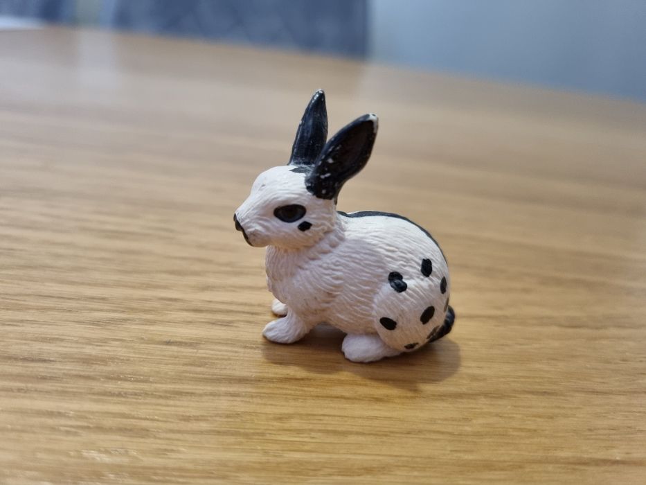 Królik schleich figurka