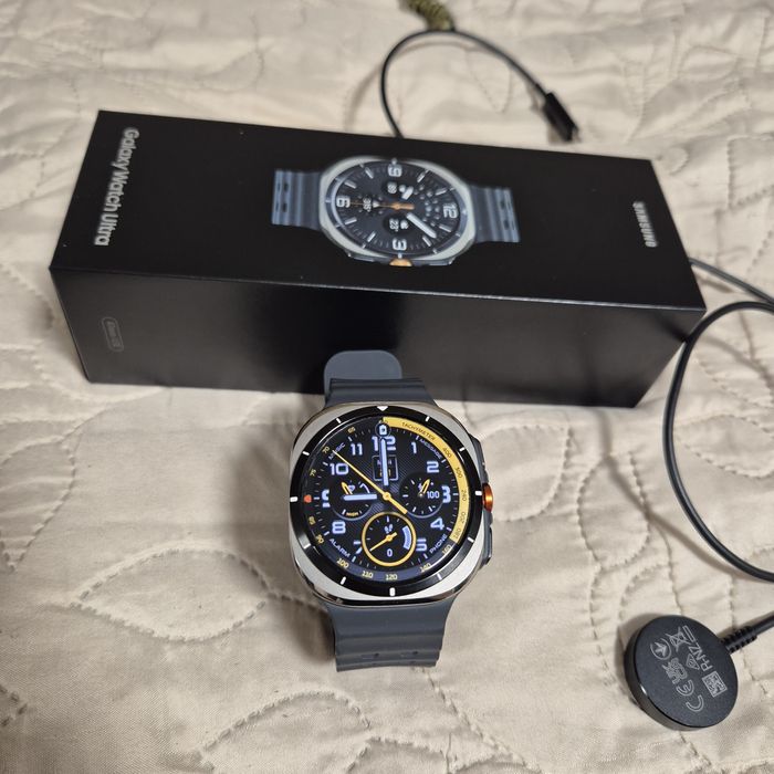 Samsung Galaxy Watch Ultra  Titanium Silver