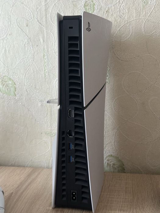 Playstation 5 slim 1tb