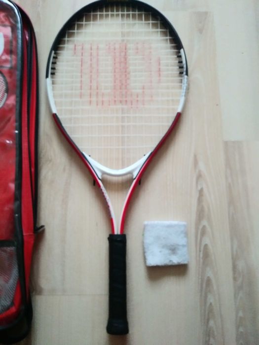 rakieta wilson damska . młodzieżowa