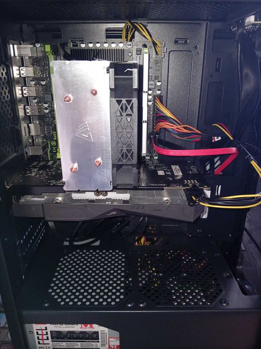 Komputer 8 GB ramu i dyski 256 ssd / 1 tb/ RX 470