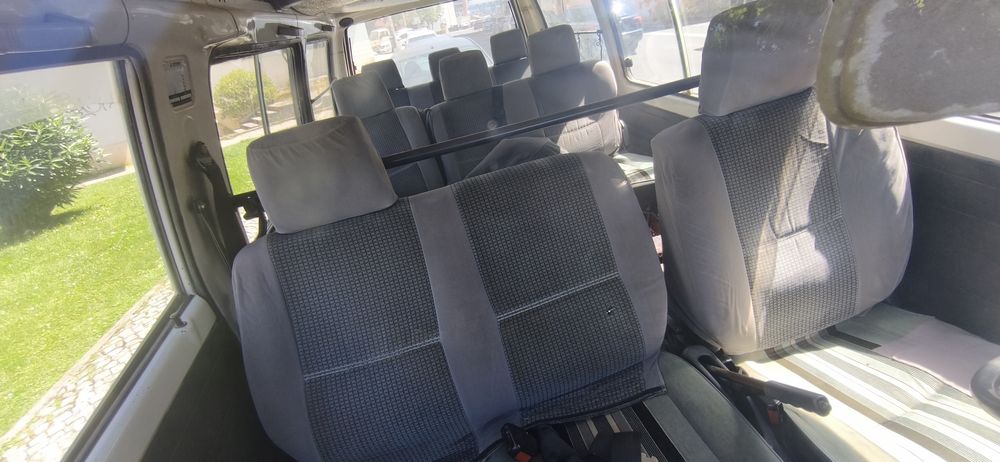 Mitsubishi L300 9 lugares