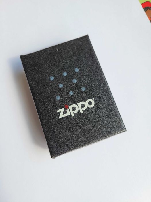 Zapalniczka ZIPPO czarna matowa 2018 Oryginalna