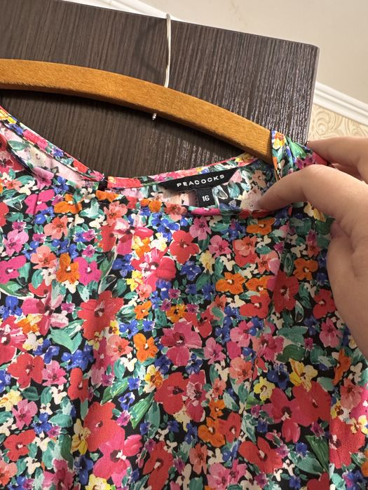 Жіноче літнє плаття