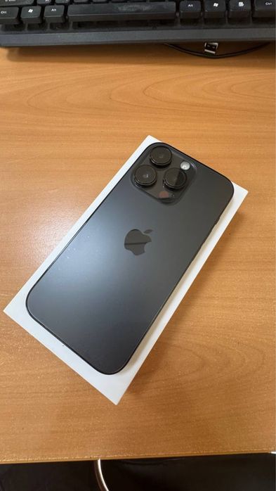 Продам Apple IPhone 14 Pro Space Black 128gb