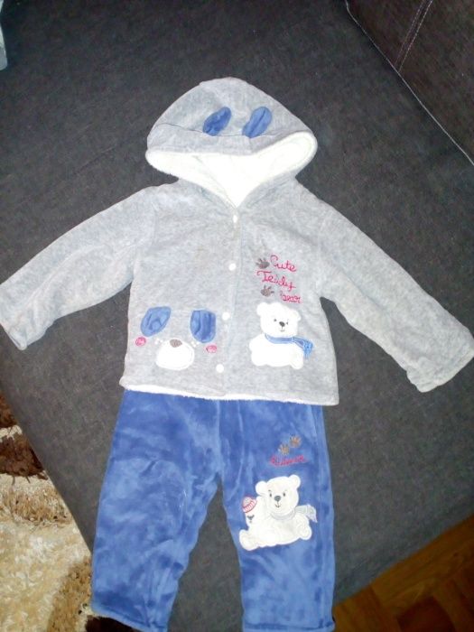 Костюмчик демисезонный