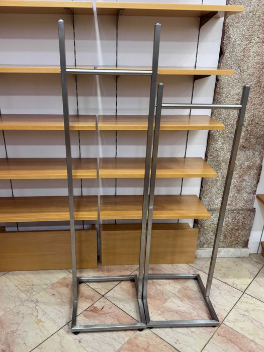 Expositor de Loja em aço inox