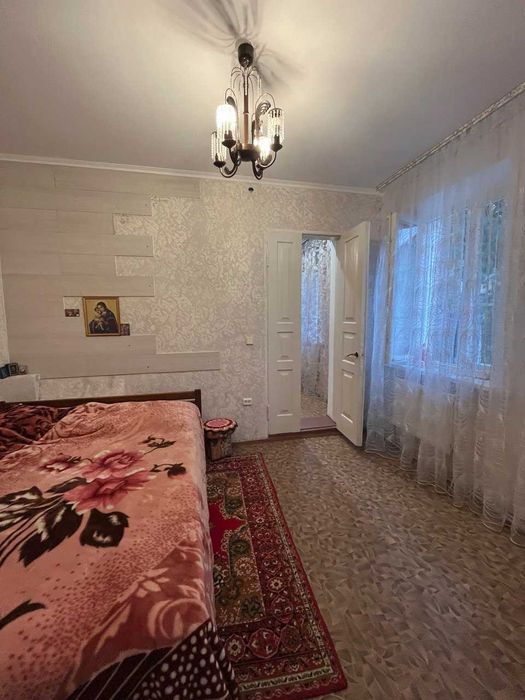 продаж частини будинку в центральній частині міста