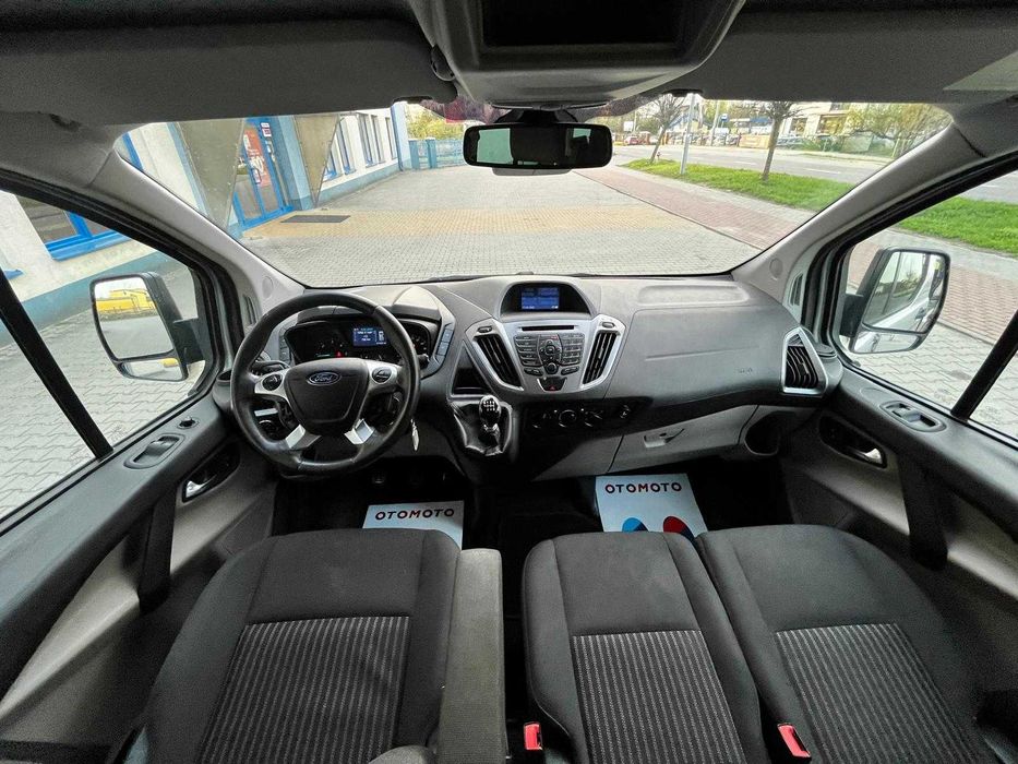 Wynajem bus 9cio osobowy ford transit tourneo costom