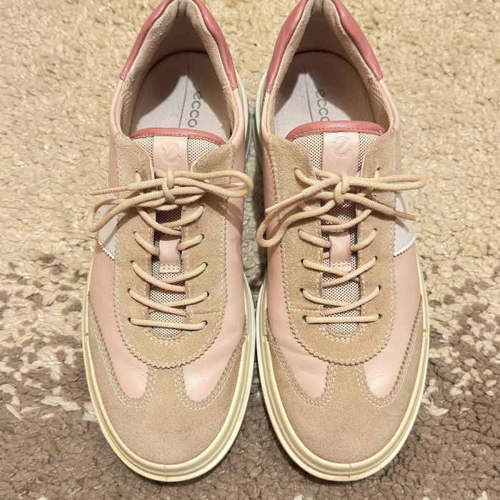 Damskie sneakersy marki  ECCO 39 r