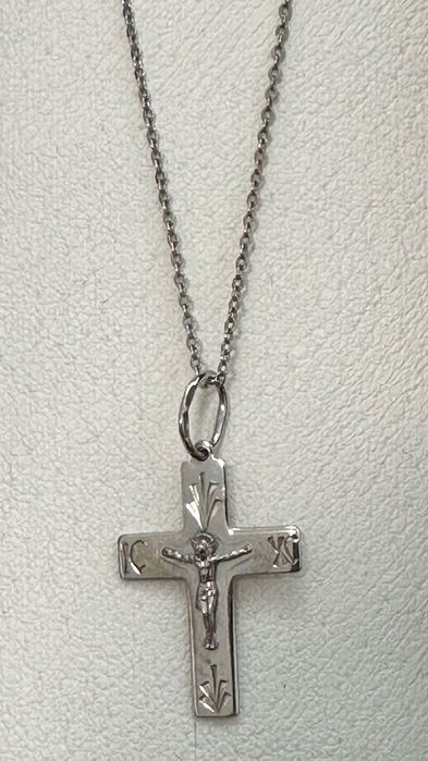 Хрестик з цепочкою для хрестин новий (спаси и сохрани)