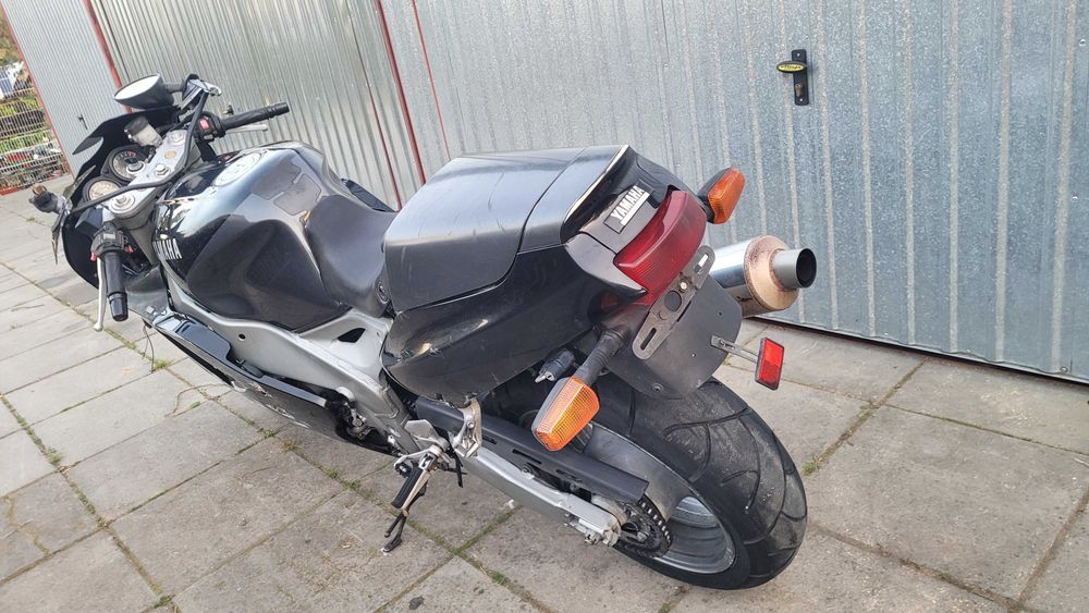 Yamaha FZR 1000 części reflektor zaciski zbiornik rama moduł wiązka